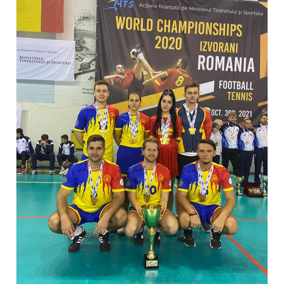 Campionatele Mondiale de Fotbal-Tenis. Salbă de medalii pentru salontanii de la Tengo Campionatele Mondiale de Fotbal-Tenis. Salbă de medalii pentru salontanii de la Tengo